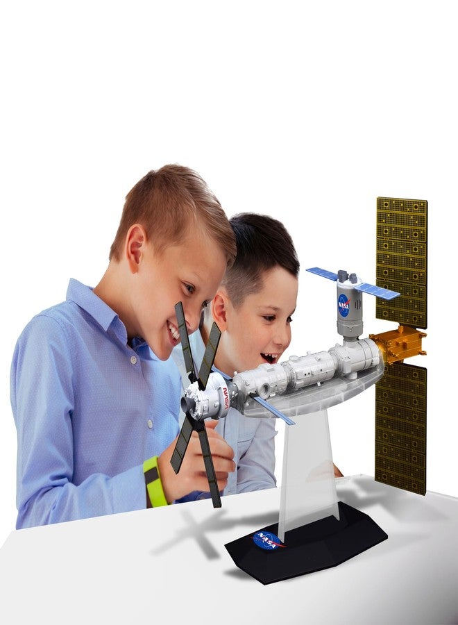 MUKIKIM NASA Future Explorers - Gateway Space Station Interactive Model. Build & Learn STEM Education & Interactive Space Exploration for Kids. with Projector, Orion Capsule & Rotating Solar Panel! - Image 2